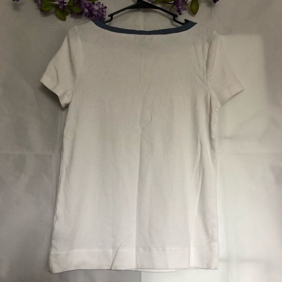 Lauren Ralph Lauren Zip Shoulder Chambray Trim top - Picture 7 of 8